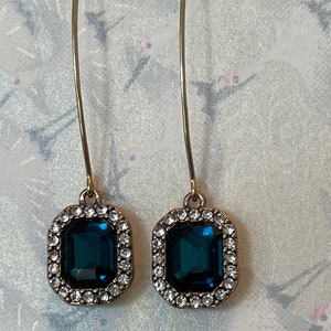Teal Faceted Crystal and Glass Earrings