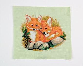 New Handmade Embroidered picture "Fox Family" 20 cm x 16 cm Cross Stitch