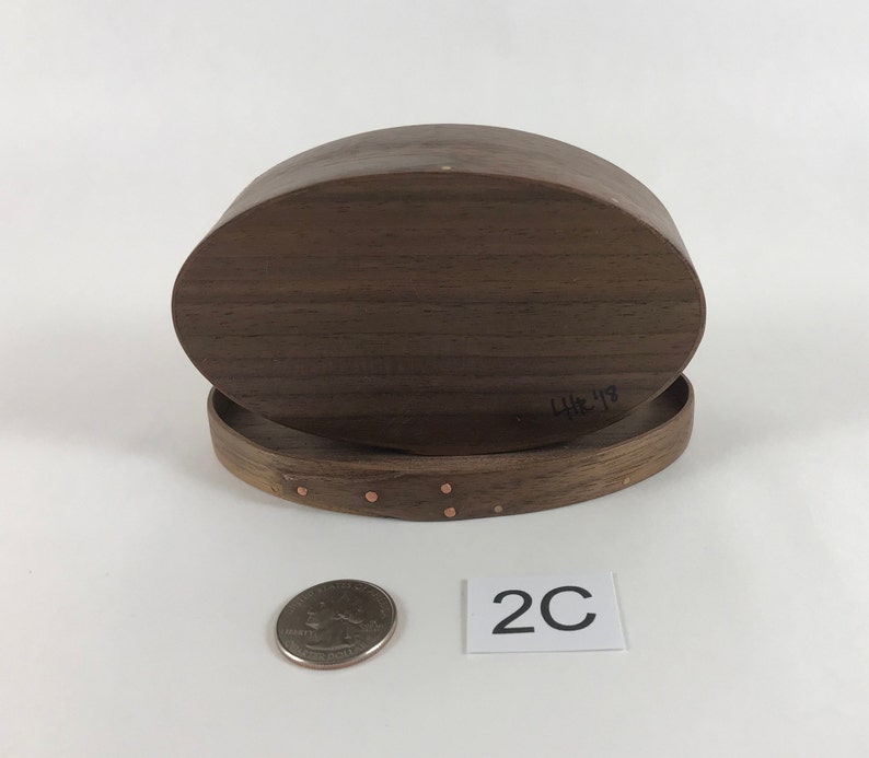 1 Shaker Oval Box No