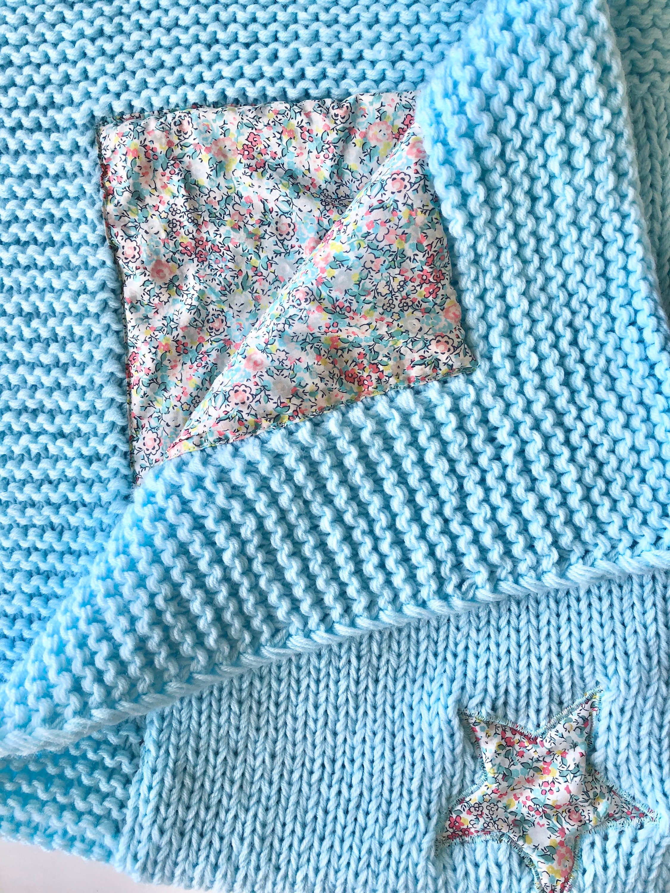 Couverture Tricot Liberty Fait Main Etoiles Turquoise