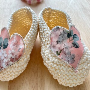 Slippers 0-6 months in soft knit