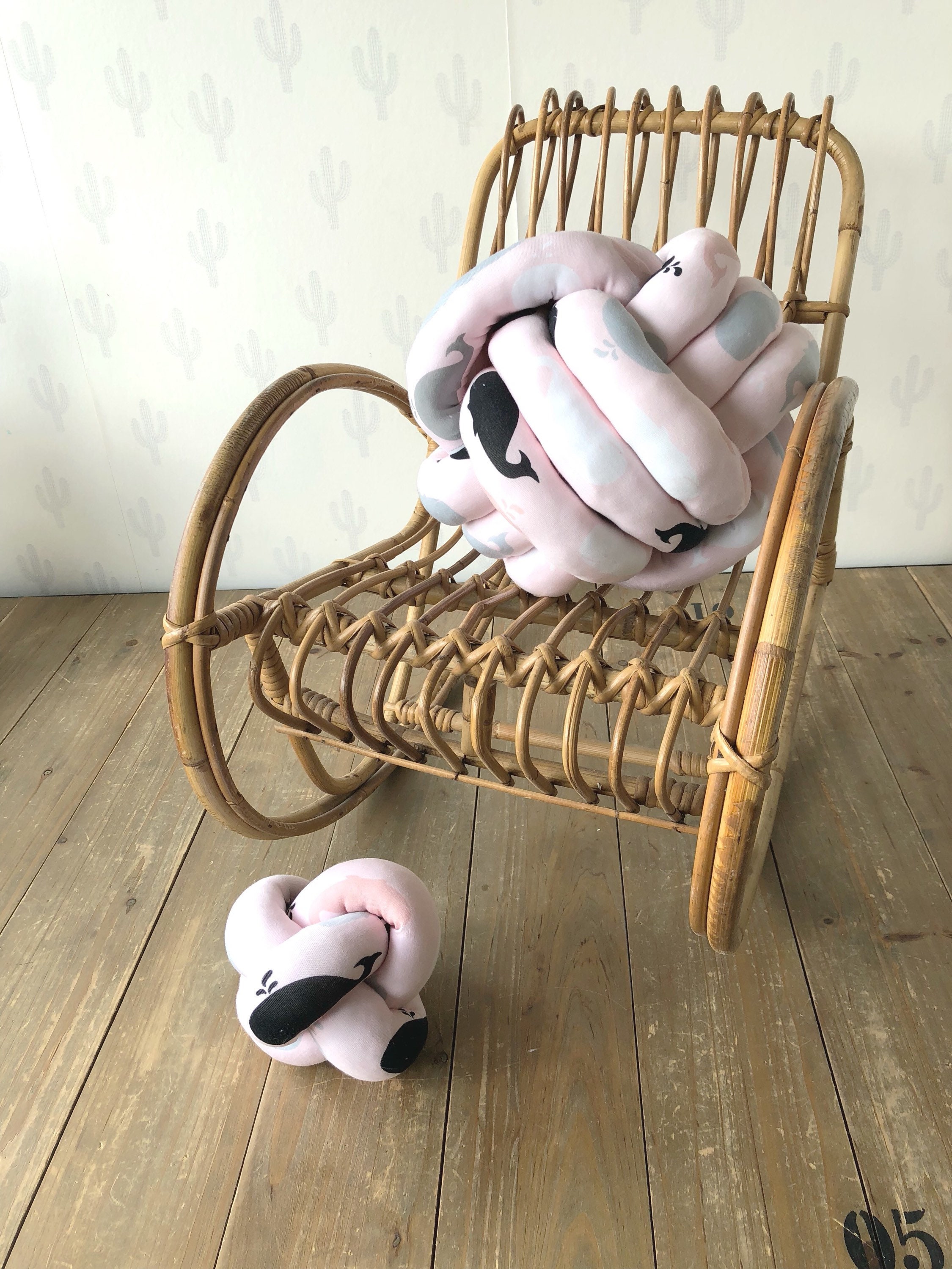 Coussin Noeud Plusieurs Diamètres Decoration