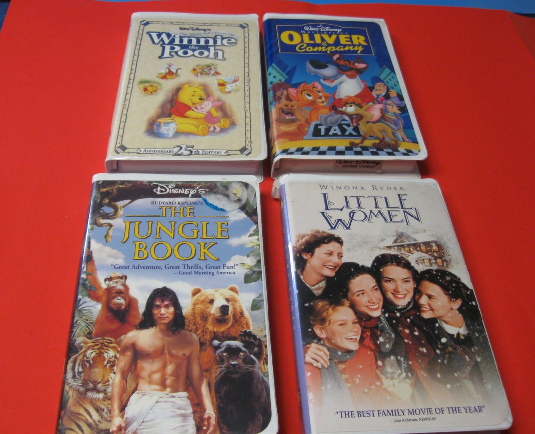 Walt Disney 3 VHS Children's Movies Winnie the Pooh, Oliver & Company