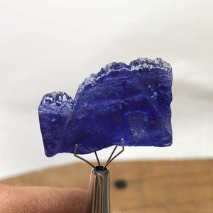 Raw Tanzanite Gemstone: 113 Carat AAA Blue-Violet Crystal