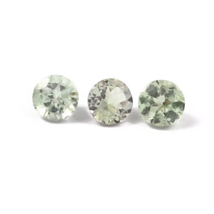 Natural Faceted Green Tsavorite Loose Gemstone 3 Piece Lot, Top Quality Green Garnet Stone, 3.8 MM Round Shape, 0.60 Carat Weight.