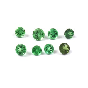 Top Quality Green Garnet Stone, Natural Faceted Green Tsavorite Loose Gemstone 21 Piece Lot, 3.5 To 2 MM Round Shape, 1.30 Carat Weight.