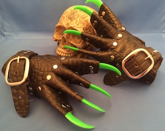 Green Dragon Claw Gauntlets / Gloves w/ Neon Green Claws