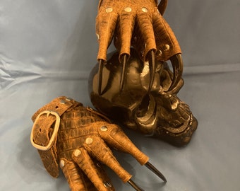 Brown Dragon Scale Claw Gauntlets / Gloves with Black Claws