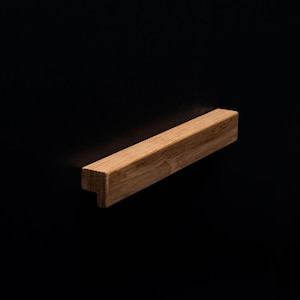 Solid Oak L-Shaped Cabinet Handle: Custom Length, Lacquered or Unfinished