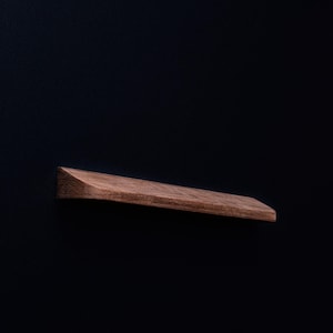Tirador de nogal americano: tirador de madera minimalista personalizado (10-110 cm)