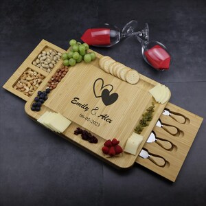 Wholesale Bamboo Cheese Board And Knife Set-1132084