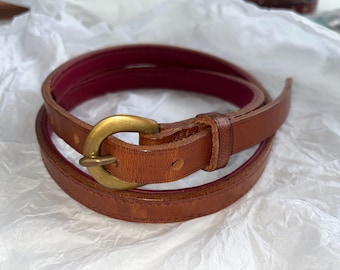 Thin lined belt