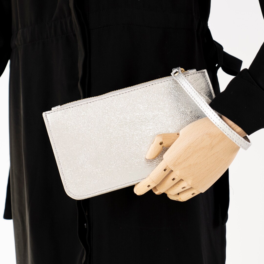Silver Metallic Leather Clutch Bag, Wristlet Silver Leather, Evening Bag Silver, Clutch Purse