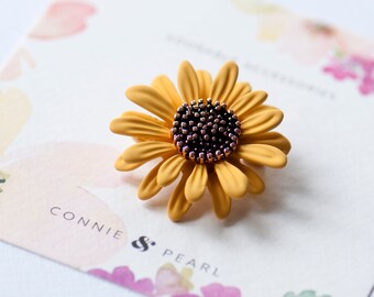 Sunflower Brooch, Yellow Flower Brooch, Sunflower Lapel Pin, Flower Badge, Summer Brooch, Mother's Day Gift,  Ukraine Flower, Boutonniere