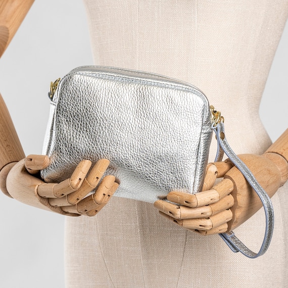 NOGUTU Crystal Crossbody Bag Silver Rhinestone Purse Silver Purse for Prom  Evening Bag for Women: Handbags: Amazon.com