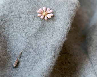 Pink Flower Lapel Pin, Pink Daisy Lapel Pin, Wedding Pin Pink Flower, Boutonierre Pink, Buttonhole Pink, Corsage Pink, Baby Pink Daisy Pin