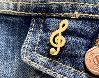 Gold Treble Clef Pin Badge, Music Note Pin, Musical Lapel Pin, Composer Gift, Musician Gift, Music Teacher Gift, Singer Gift, Opera Gift