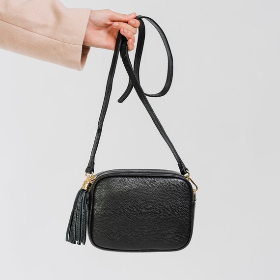 Little Black Bag: The Ultimate Versatility Bag - PurseBop