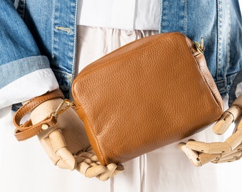 Bolso bandolera de cuero marrón caramelo, bolso clutch personalizado, bolso clutch de cuero caramelo, bolso de hombro marrón, regalo de bolso con nombre, bolso suave