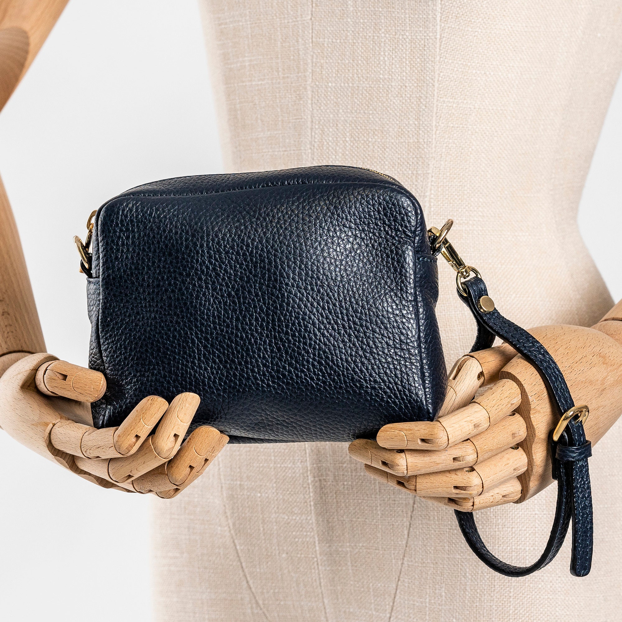 Navy bag clearance