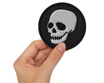 Iron on skull patch for jackets and jeans, black and white embroidered skull, goth patch for denim, streetwear and backpack patch