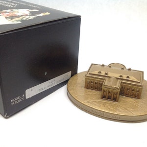 Sebastian Miniature SML-491A White House Painted Gold - SIGNED - Hudson