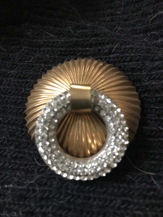 Chanel 1960 brooch