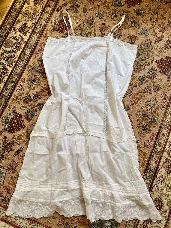 Shirt/dress background 1920