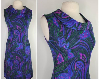 Vintage 1960s Wool paisley dress, purple paisley dress, Size S/M / 60s wool dress / 1960s mod dress / Fall Winter / Small S Medium M 35B 36B