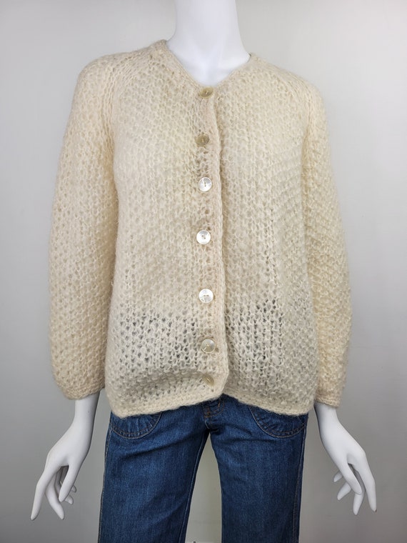 vintage109online Vintage 1960s Mohair Wool Cardigan Hand Knit by Tam Italia, Size M-L 60s Italian Mohair Cardigan 1960s Wool Mohair Cardigan Medium M Large L vintage109online Vintage 1960s Mohair Wool Cardigan Hand Knit by Tam Italia, Size M-L 60s Italian Mohair Cardigan 1960s Wool Mohair Cardigan Medium M Large L