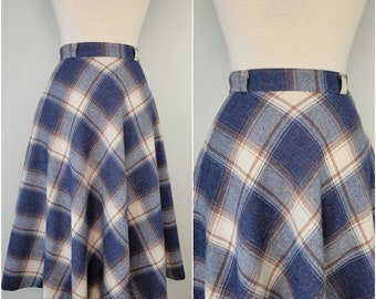 Vintage 1970s wool plaid A-line skirt, Size S 24W 25W / 70s plaid wool skirt / Fall Winter skirt / 1970s A-line skirt / XS Small S