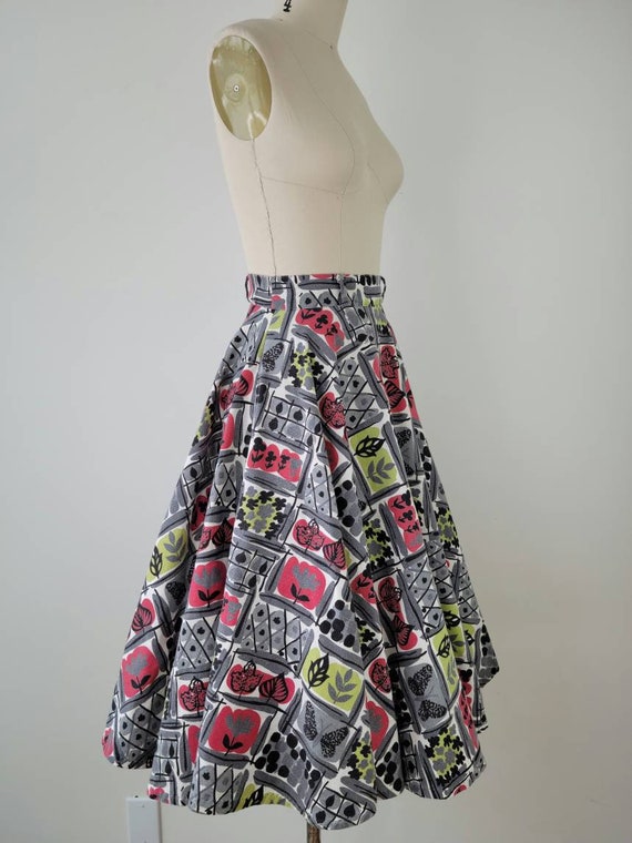 Vintage 1950s atomic barkcloth circle skirt, Size… - image 4