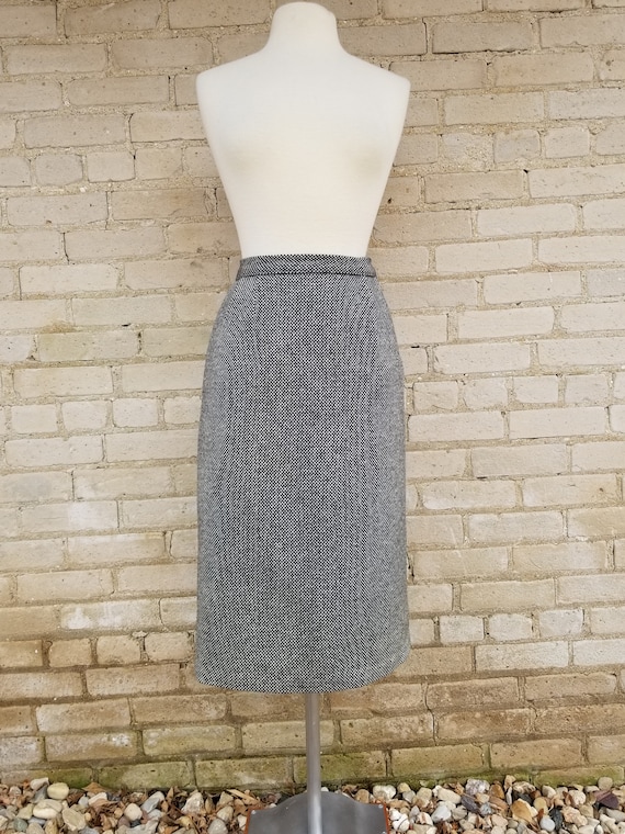 Vintage 1950s wool tweed pencil skirt, Size XS/S … - image 2