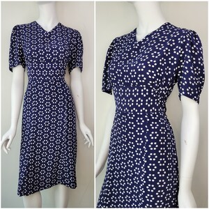 Vintage 1940s floral rayon dress by Original Roselyn Dress, Size L 32W 33W / 40s rayon dress / Summer dress / Large L