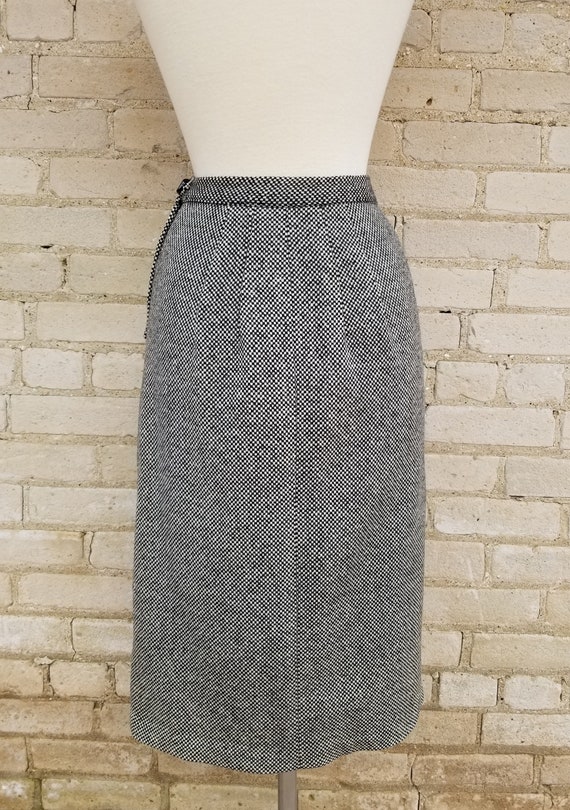 Vintage 1950s wool tweed pencil skirt, Size XS/S … - image 4