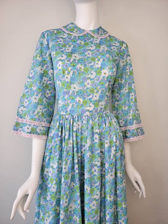 Vintage 1960s floral cotton maxi dress, Size M / … - image 5