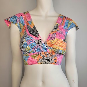Vintage 1970s cap sleeve crop top, Size M 36-38B / 1970s halter top / 1970s crop top / 70s crop top / Medium M