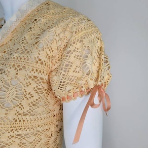 Vintage 1970s crochet bolero with matching purse / 1960s crochet bolero with matching purse / Gunne Sax style / Bolero jacket / Small Medium image 8