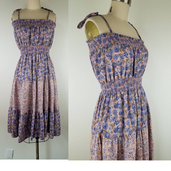 Vintage 1970s Size S / M purple pink floral prairi