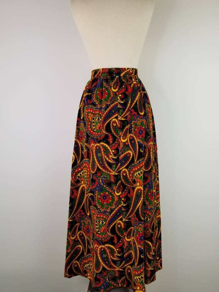 Vintage 1970s vibrant paisly velvet maxi skirt / 70s velvet | Etsy