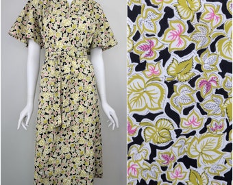 Vintage 1940s VOLUP leaf print flutter sleeve cotton dress, Size XXL 44-46B / 1940s novelty print dress / Chartreuse dress / Volup XXL