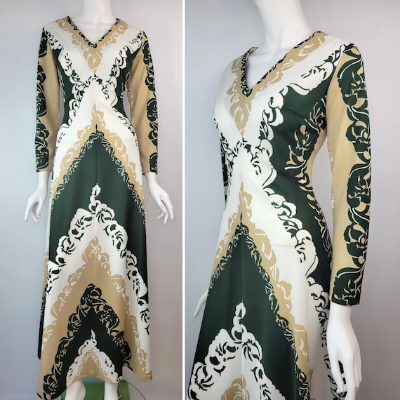 green emerald velvet dress Green and White Chevron Maxi Dress main image 1