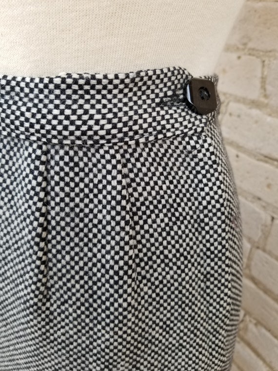 Vintage 1950s wool tweed pencil skirt, Size XS/S … - image 7