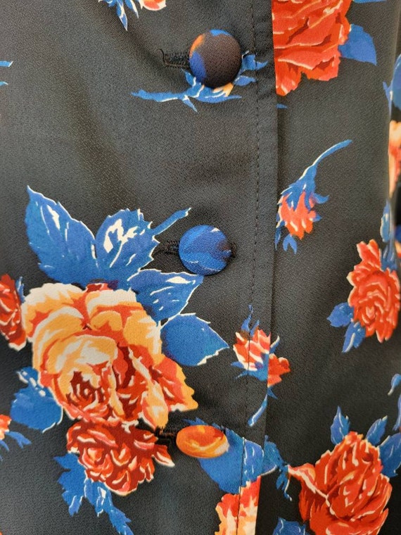 Vintage 1970s rose print blouse, low cut double c… - image 7