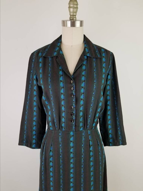 Vintage 1950s floral stripe rayon dress, Size M /… - image 5