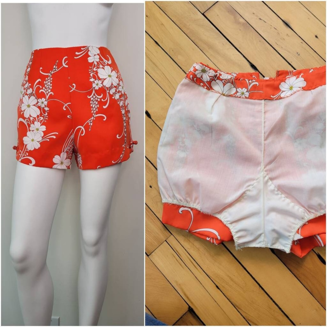 Vintage 1970s Hawaiian Shorts, Swim Shorts, Size XS/S / 70s