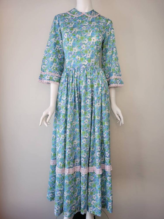 Vintage 1960s floral cotton maxi dress, Size M / … - image 2