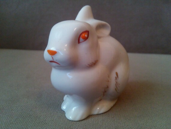 Rabbit Polonne Porcelain Figurine Soviet USSR Vintage Russian Propaganda Not lfz