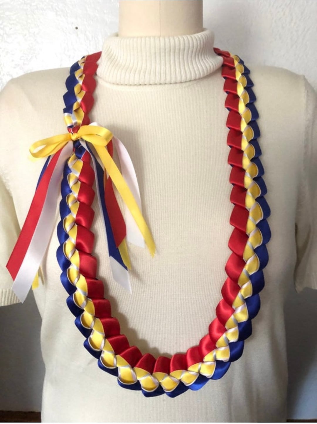 Filipino Ribbon Lei | Royal Blue, White, Red, Yellow Ribbon - Etsy