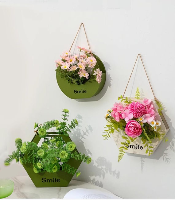 Knstliche Blumen-Wandbehang-Dekoration mit Eisenblumenkorb - Etsy  sterreich